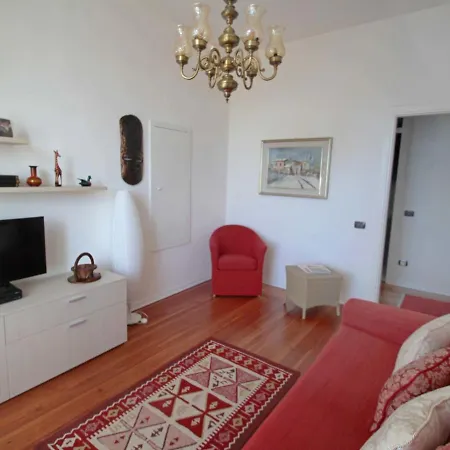 公寓 Piazzetta By Interhome Maccagno
